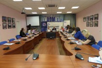 Евгений Дроздинский и Арина Шапка провели пресс – конференцию о развитии цифрового телевидения в Тюменской области