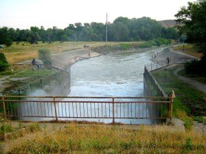 Отводящий канал сбросного сооружения Отказненского водохрани
