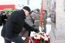 Памятник труженикам тыла открыли вчера в селе Каскара Тюменского района.