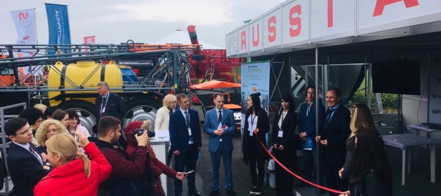 Российский павильон производителей сельхозтехники открылся на крупнейшей агропромышленной выставке в Болгарии