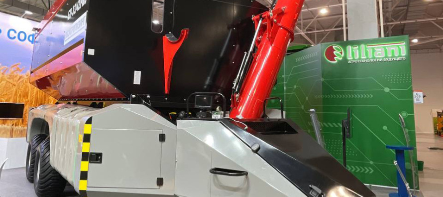 «Лилиани» привезла на «ЮГАГРО-2022» новый высокопроизводительный бункер-перегрузчик с широким набором опций
